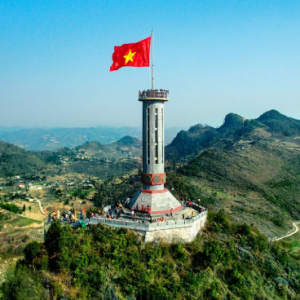 Cột cờ lũng cú